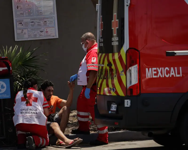 Cruz Roja solicita apoyo para localizar a familiares de un hombre resguardado tras sufrir agotamiento por calor