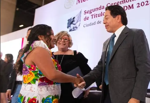 Mario Delgado anuncia 20 mil nuevos lugares para estudiar la educación superior