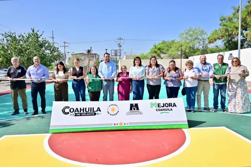 Renuevan plaza en colonia Praderas, en Monclova, para impulsar convivencia y activación comunitaria