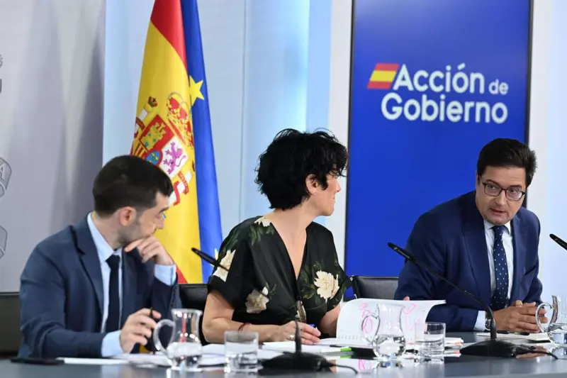 El Gobierno se blinda ante la corrupción pero no frena su ofensiva contra la Justicia