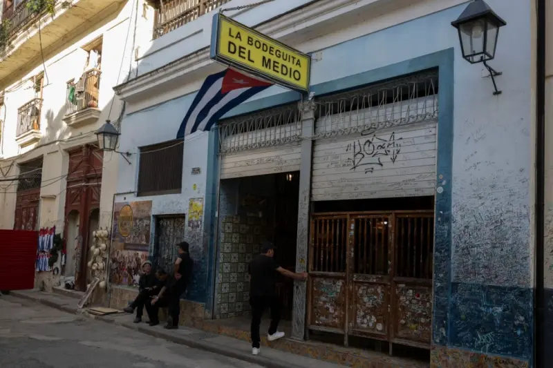 El gobierno de Cuba anuncia más medidas de apertura económica en medio de presión de EU