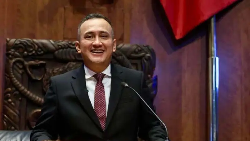 Senador Nino Morales destaca reducción de deuda en Oaxaca