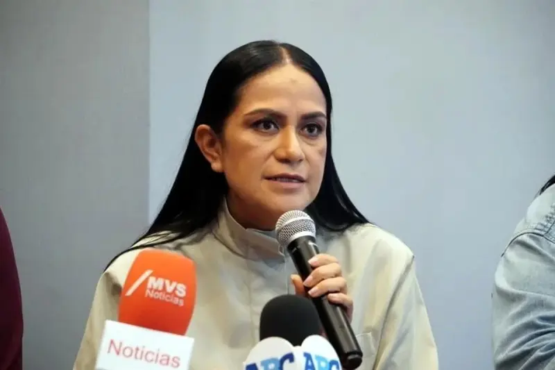 Hay línea contra corrupción, dice Morena