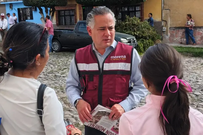 Santiago Nieto dialoga con habitantes de Lomas de Casa Blanca y recoge demandas por servicios e inseguridad