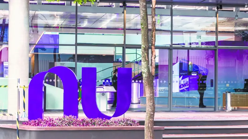 NU baja casi 10% por cambio de CFO