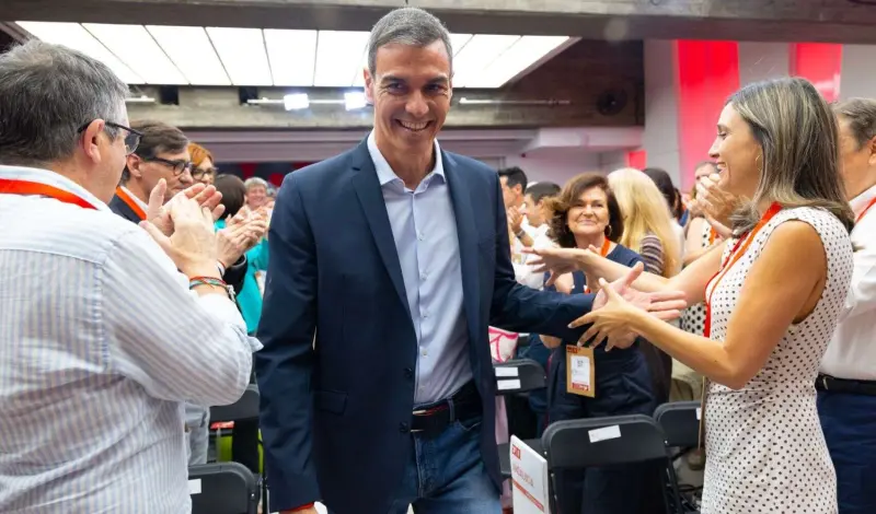 El PSOE apuesta por resistir y aplaza cualquier debate sobre un adelanto electoral
