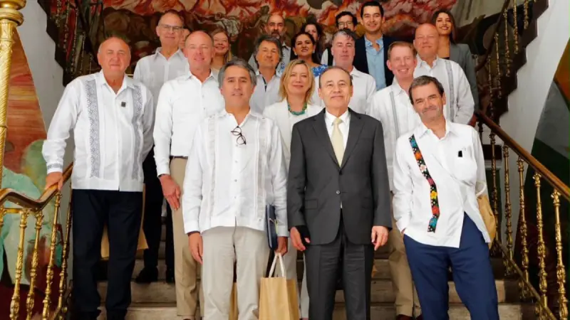 Durazo recibe a embajadores y funcionarios de 15 países de la Unión Europea