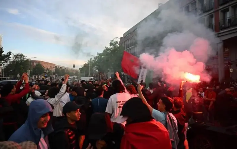Celebración marroquí termina con disturbios en Países Bajos