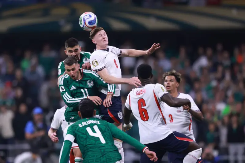 Futbol profesional: causas de una liga mediocre