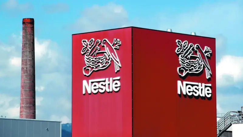 Nestlé vende a Platinum el 50% de su negocio de aguas por 3,000 millones de euros para crear Peranel