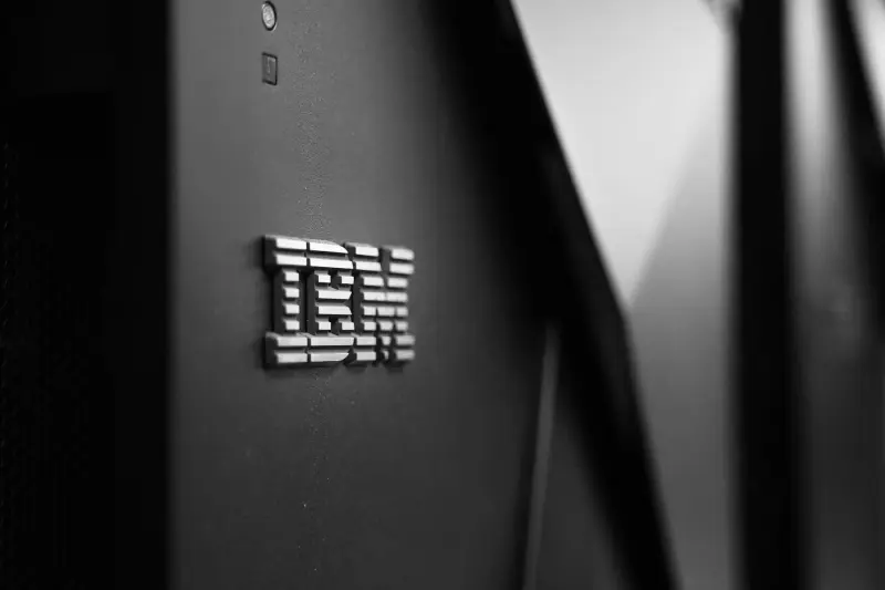 Histórica caída de IBM en Wall Street: Las acciones se desploman tras advertir resultados decepcionantes
