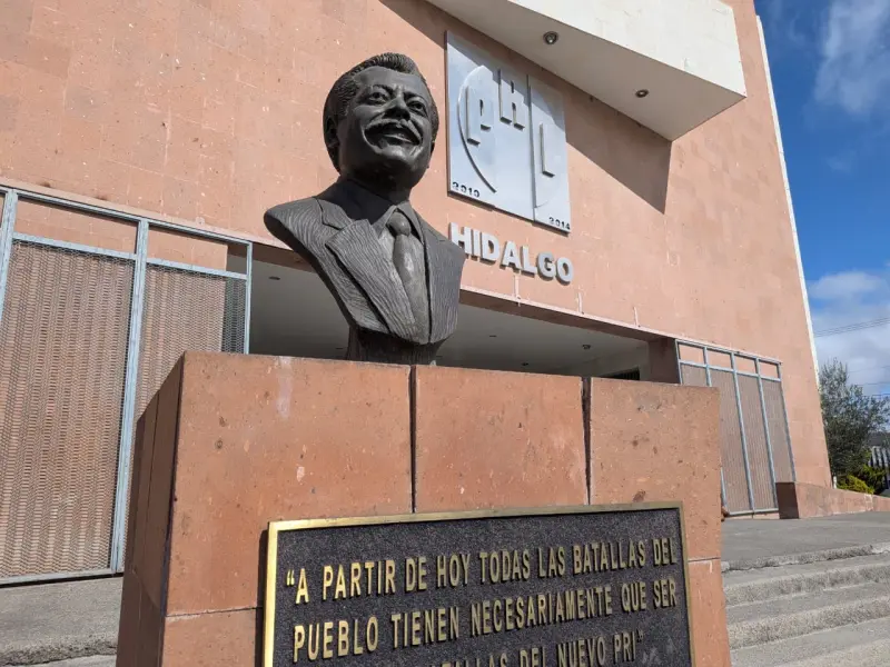 Despluman al PRI: entre embargos y multas se quedan sin lana   