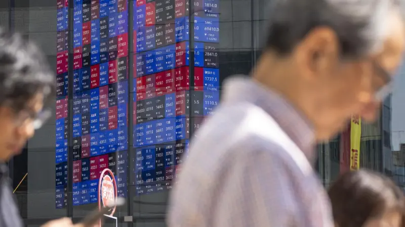 Bolsa de Tokio cae más de 4% mientras se intensifica la venta de los valores tecnológicos