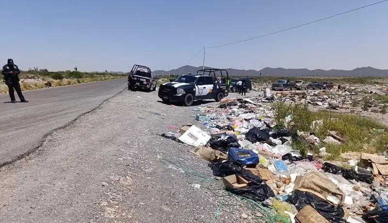 Otra vez arde el relleno sanitario de Parras; investigan su origen