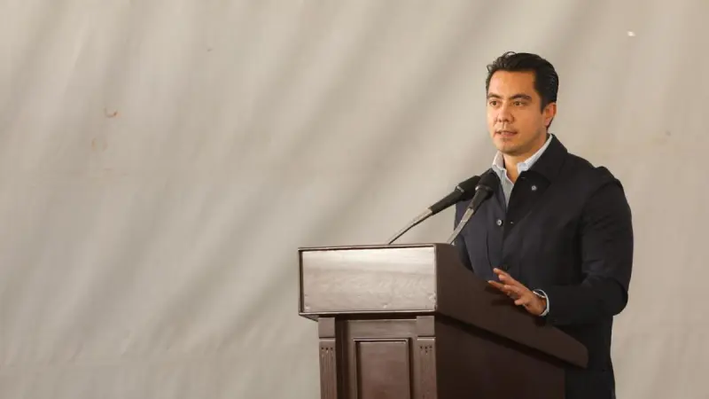 Trabajo coordinado para que impacto por obra del tren MEX-QRO sea mínimo: Felipe Macías