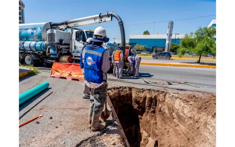 Repara JMAS hundimiento por tubería obsoleta en Los Parques