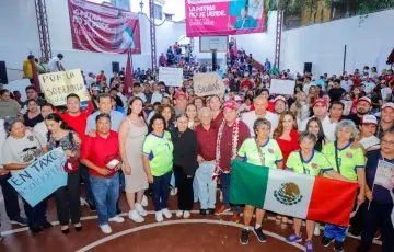 Encabeza Javier Saldaña exitosa asamblea con morenistas en Taxco