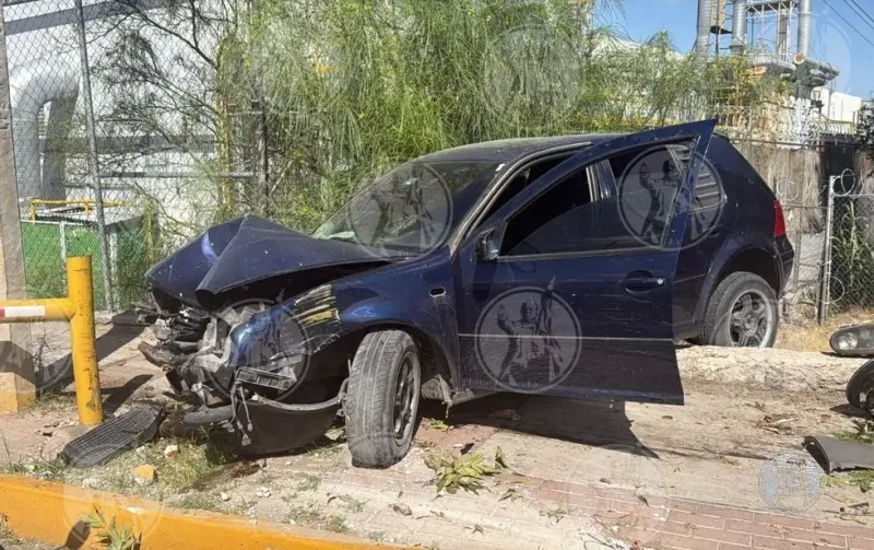 Por exceso de velocidad, choca en la Bermúdez