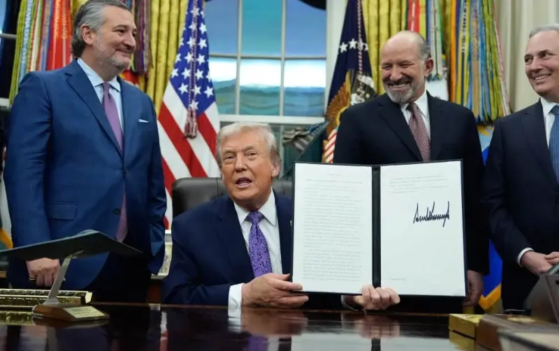 Ganó Trump mil 200 millones de dólares por criptomonedas en 2025