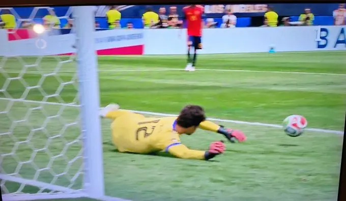 Terminó la racha de España sin recibir gol en Mundial