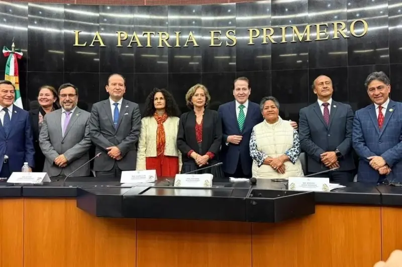 Admite Secretaria de Ciencia rezago tecnológico