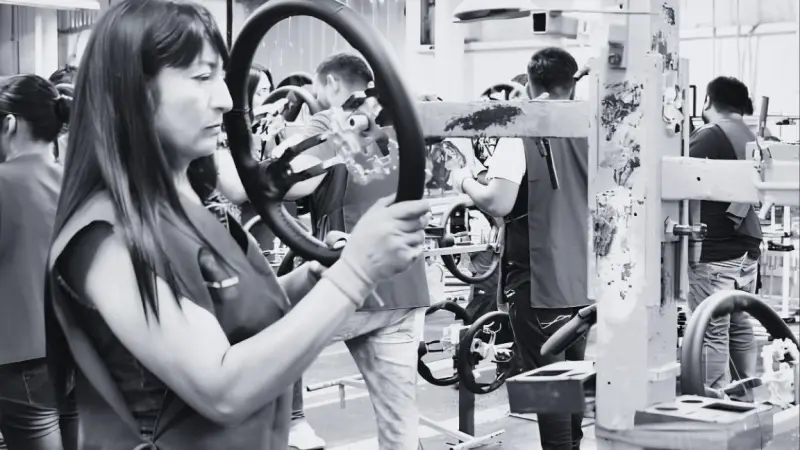 México: suman cinco caídas anuales del personal ocupado del sector manufacturero en 2026