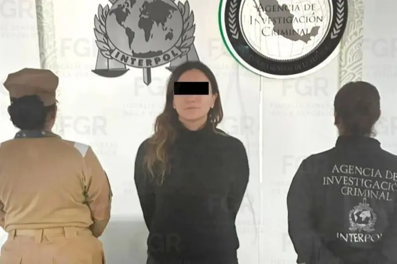Es un caso político, acusa hermana de Lozoya ante juez