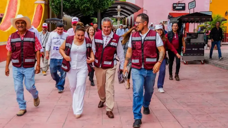 Se compromete Santiago Nieto con habitantes de Peñamiller a impulsar la economía de la región