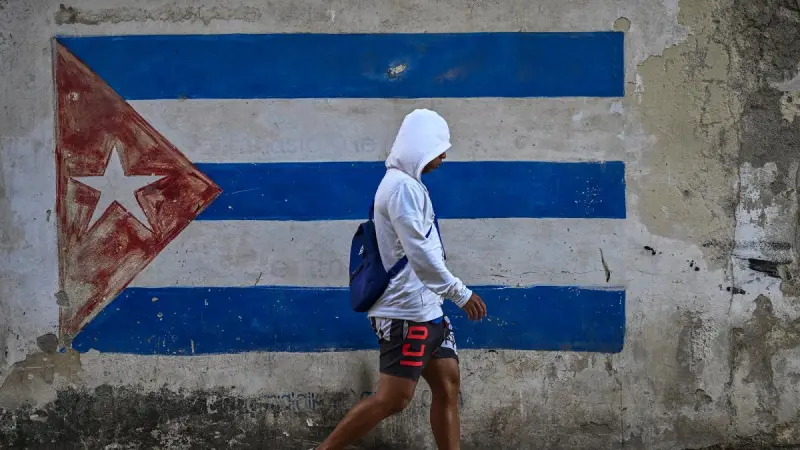 Cuba abre su economía: sector privado podrá participar en gasolineras, farmacias y más sectores