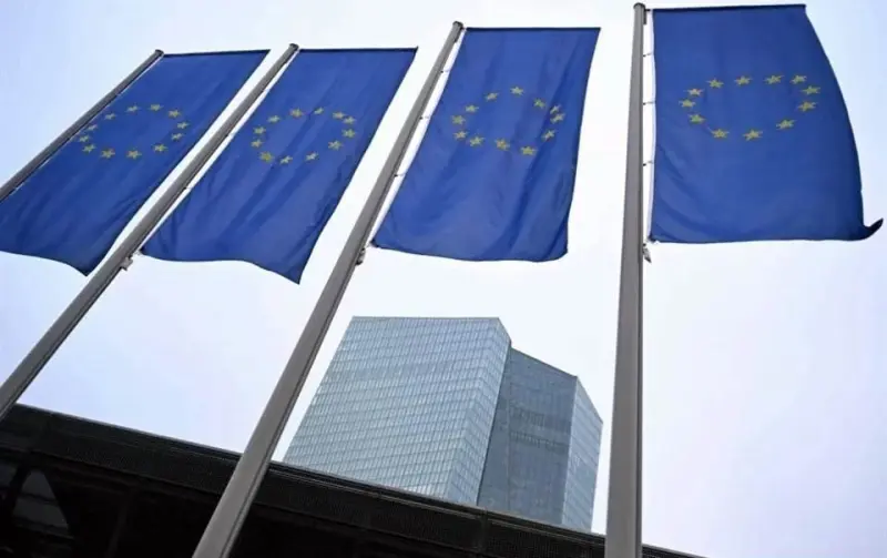 Proyecta UE financiar siete gigafábricas de IA