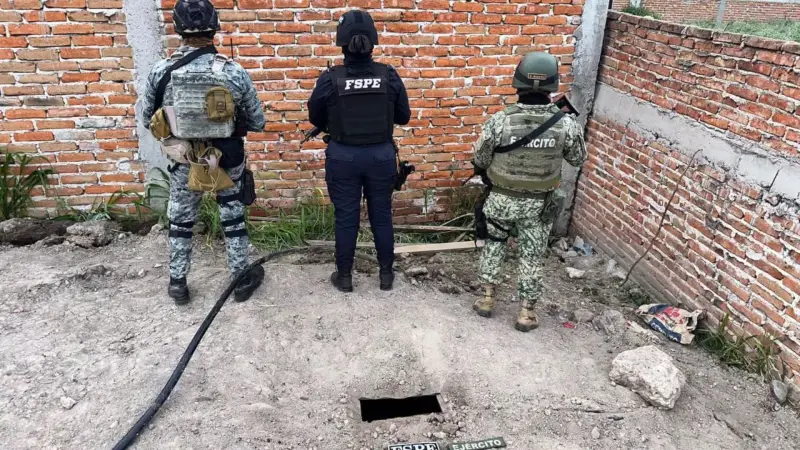 Vivían sobre una bomba de 30 mil litros de combustible robado y nadie lo sabía en Villagrán, Guanajuato
