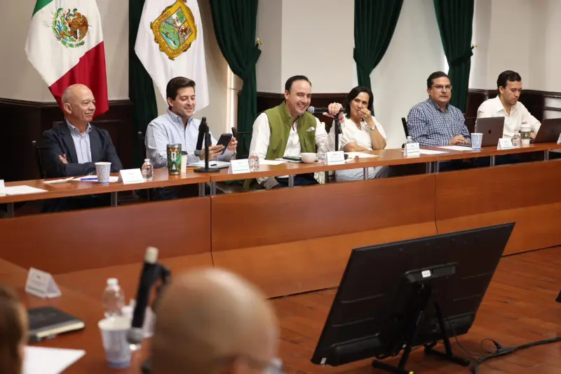 Coahuila: Manolo Jiménez pide a su gabinete mantener el ritmo de trabajo para cumplir metas del segundo semestre