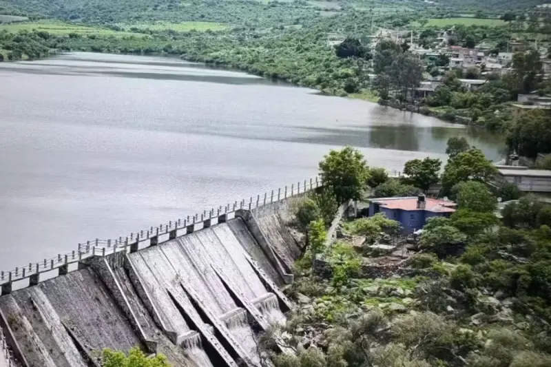 Conagua alerta por riesgo de desbordamiento en presas de tres municipios de Querétaro