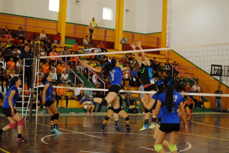 Medallistas de Nuevo León en la Olimpiada Nacional recibirán 2 mil mensuales y transporte gratuito