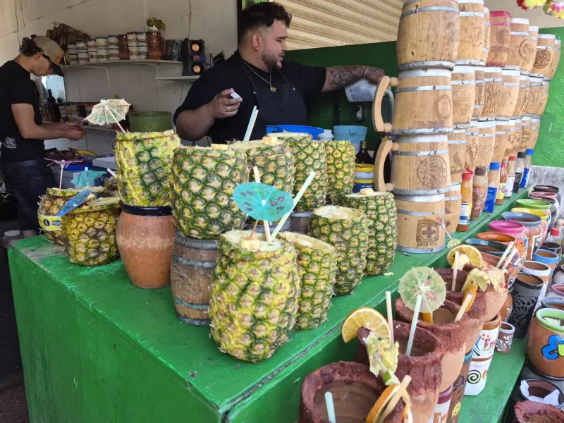 Denuncias por cobros de piñas coladas por 145 dólares en Ensenada afectaron a negocios de La Bufadora