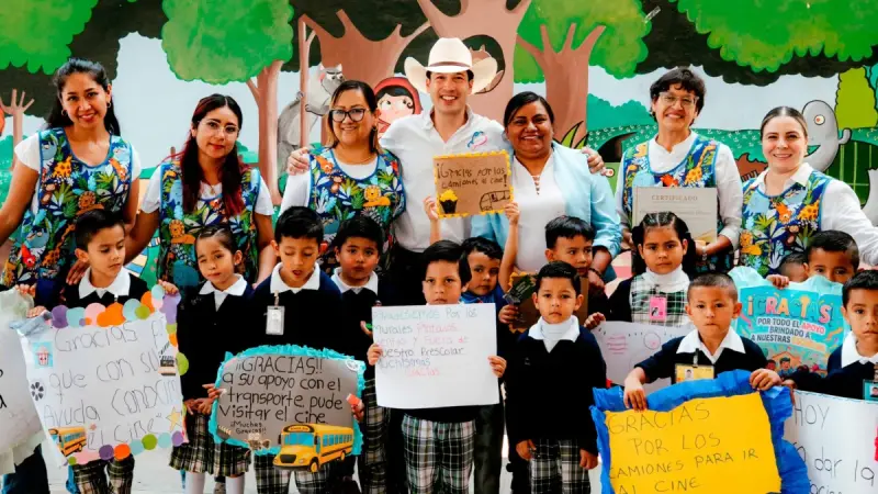 Mejores escuelas para las niñas y niños de El Marqués: Rodrigo Monsalvo entrega obras en comunidades