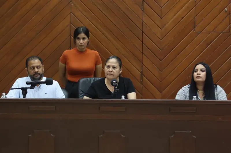 Afirma Alcaldesa que hay seguridad para los turistas que visitan Mazatlán