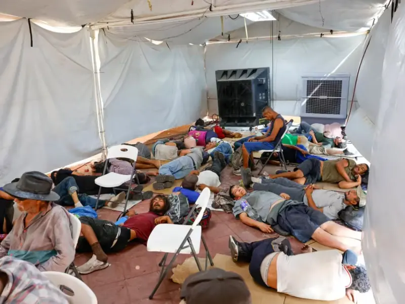 Más de 10 mil personas han recibido atención por el calor en Baja California; Parque del Mariachi concentra más de la mitad