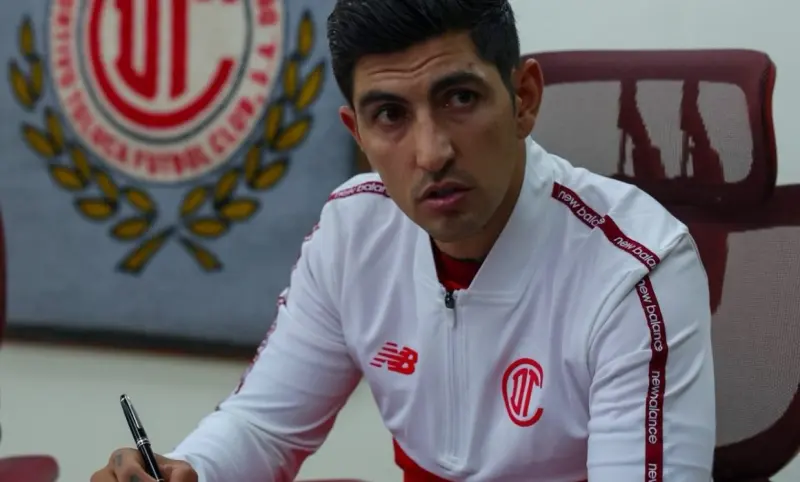Refuerza Toluca su plantel con el fichaje de 'Pocho' Guzmán