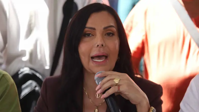 Diana Sánchez Barrios buscará el puesto de Alessandra Rojo de la Vega; se autodestapa para la Cuauhtémoc