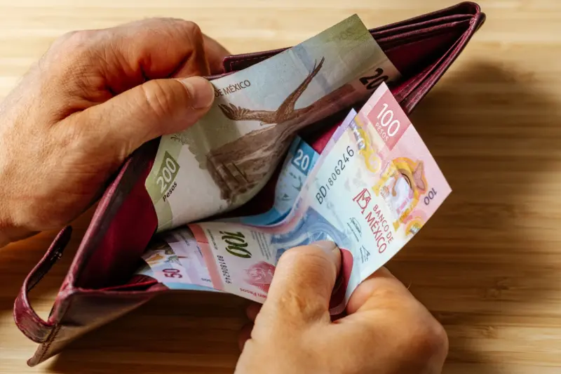 CetesDirecto descarta inversiones en efectivo por su alto costo