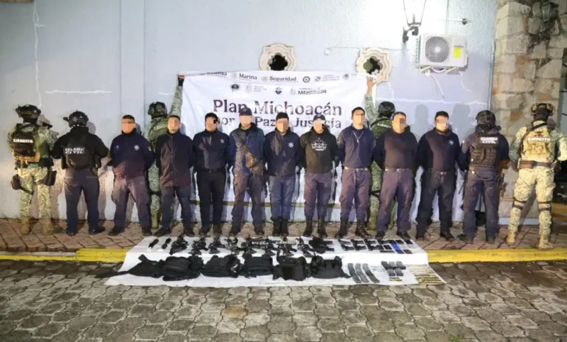 Procesan por secuestro a 8 falsos policías detenidos en México