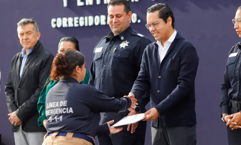 Reconoce Chepe a policías