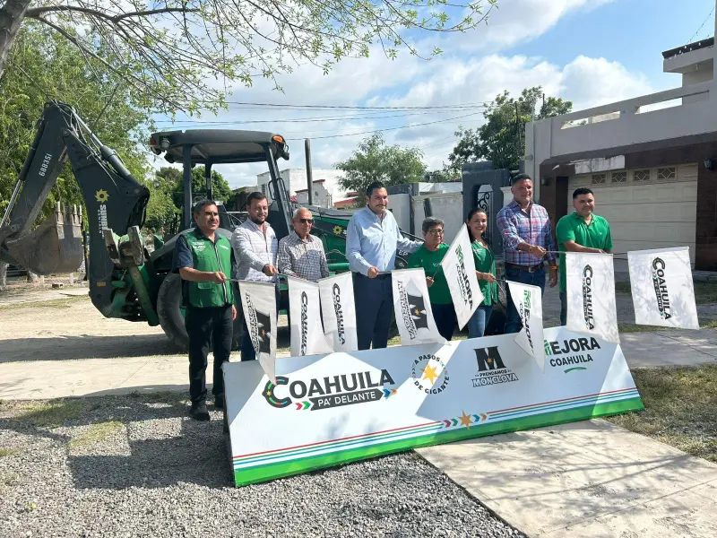 Arranca rehabilitación de plaza en la colonia Progreso de Monclova