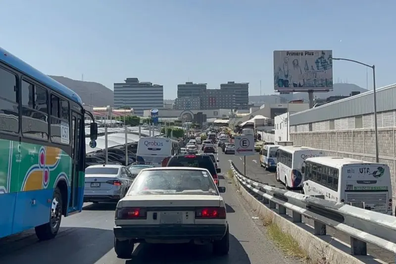 Analizan crear infraestructura para integrar transporte suburbano y urbano en Querétaro