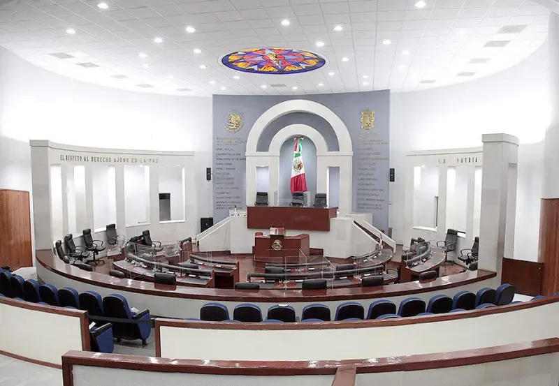 Rechazo de suplente retrasa relevo de Morena en el Congreso