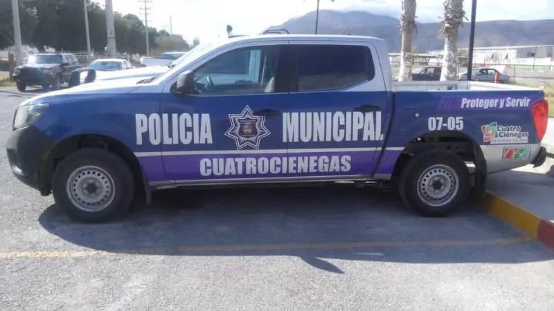 Hallan 4.05 kilos de presunta metanfetamina abandonada en calle de Cuatro Ciénegas