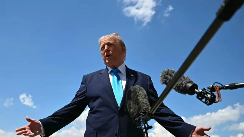Trump amenaza con atacar plantas de energía de Irán si no se logra un acuerdo
