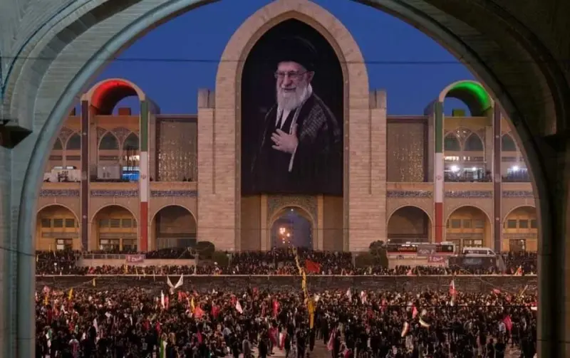 Inicia Irán funeral de varios días de ex líder Alí Jamenei