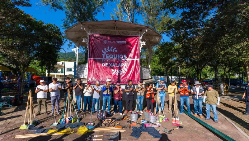 Daniela Griego cumple compromisos en las congregaciones; hubo Tequio